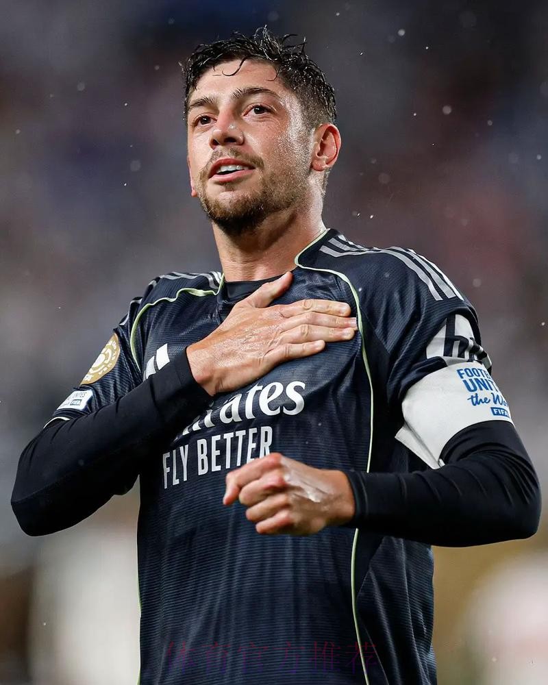 记者预测皇马首发:阿拉巴左后卫 巴尔韦德回中场 记者预测皇马首发:阿拉巴左后卫 巴尔韦德回中场